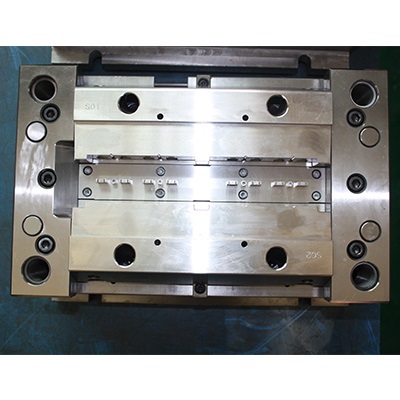8 cavities mould 49149 1b