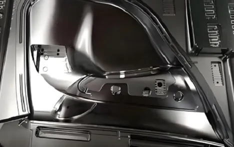 What is the key to the high gloss injection molding process